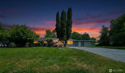 11801 28th Avenue E, Tacoma, WA, 98445 | Card Image