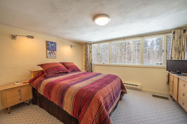 29A Maple Hill Loop, Condo with 3 bedrooms, 4 bathrooms and null parking in West Dover VT | Image 11