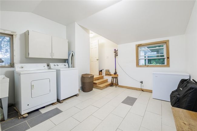 7681 State Route 5 And 20, House other with 4 bedrooms, 2 bathrooms and null parking in Bloomfield NY | Image 38