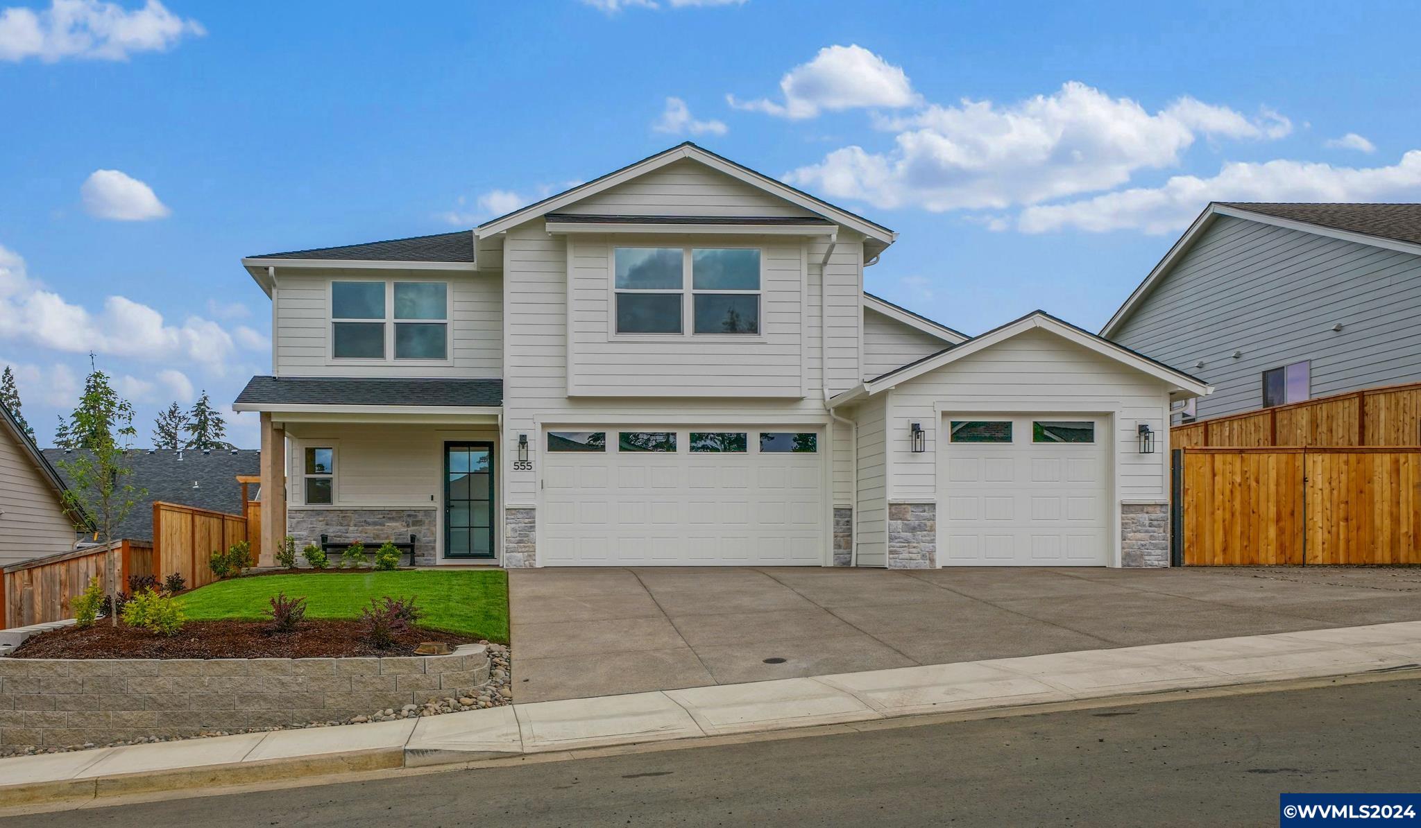 Cascade Mountain Dr, Dallas, OR 97338