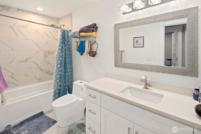16422 76 Th Ave Ne, House other with 4 bedrooms, 4 bathrooms and 2 parking in Kenmore WA | Image 26