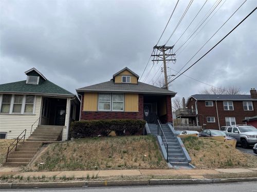 113 Bates St, Saint Louis, MO, 63111-2233 | Card Image