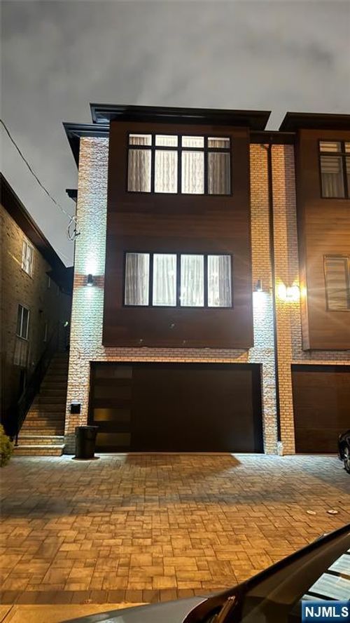 229 6th St, Fairview, NJ, 07022-1407 | Card Image