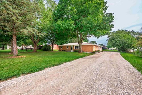 10604 N Mansfield Dr, Muncie, IN, 47303-9477 | Card Image