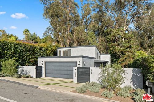 180 Hermosillo Rd, Santa Barbara, CA, 93108-2415 | Card Image