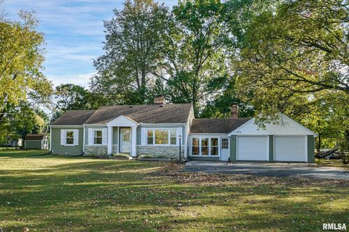 1634 W Alta Rd, Peoria, IL, 61615-1209 | Card Image