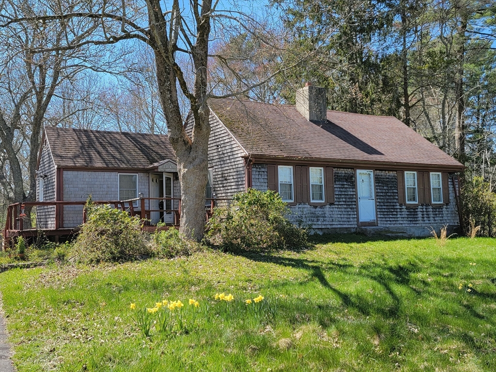 Hixville Rd, North Dartmouth, MA 02747