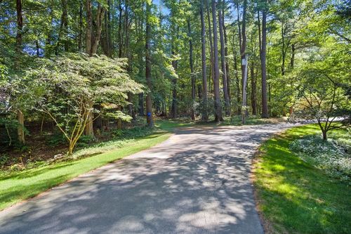 27 Pleasant St, West Newbury, MA, 01985-1403 | Card Image