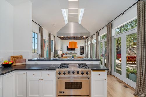 14-4044 Sonoma Hwy, Napa, CA, 94559-9745 | Card Image