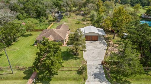 5811 Avenue G 1/2, Santa Fe, TX, 77510-8205 | Card Image