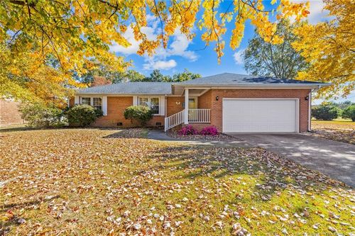 100 Martin St, Dunn, NC, 28334-2807 | Card Image