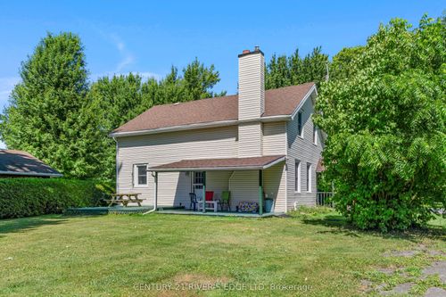 12084 Lakeshore Dr, Morrisburg, ON, K0C1X0 | Card Image