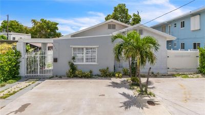 753 Nw 22nd Ct, House other with 3 bedrooms, 2 bathrooms and null parking in Miami FL | Image 1