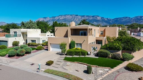 10016 Academy Knolls Dr Ne, Albuquerque, NM, 87111-1735 | Card Image