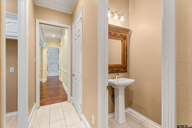 801 Wilder Way, House other with 6 bedrooms, 5 bathrooms and null parking in Tyler TX | Image 36