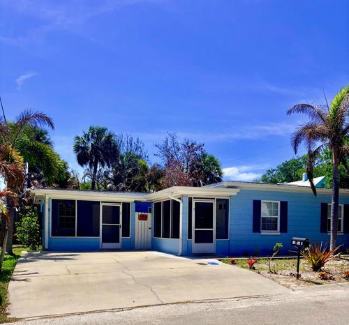 unit-a-and-unit-b-105 Avenue D, Fort Pierce, FL, 34950-3068 | Card Image