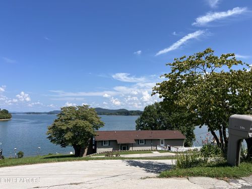 596 Chahokia Dr, Rutledge, TN, 37861-4932 | Card Image