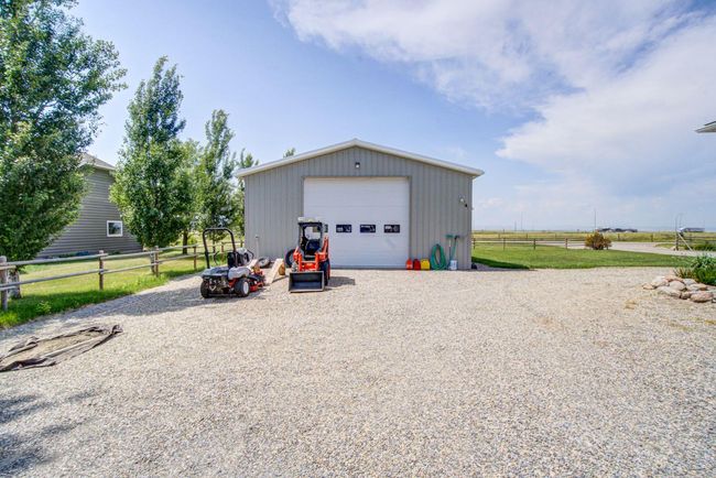 840 Dufferin St, House other with 4 bedrooms, 3 bathrooms and 6 parking in Granum AB | Image 44