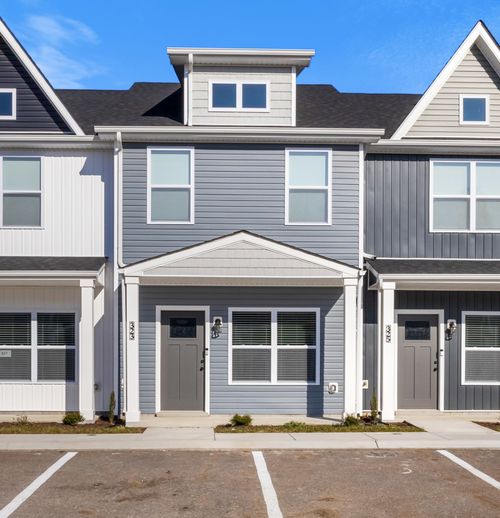 323 Front Ridge Cir, Clarksville, TN, 37040-7388 | Card Image