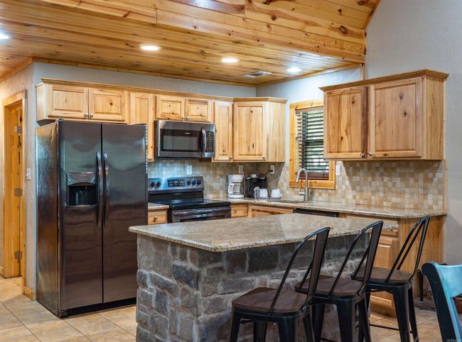 172 Cedar Creek Circle, House other with 4 bedrooms, 3 bathrooms and null parking in Hochatown OK | Image 6