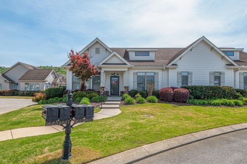 9693 Collier Pl, Ooltewah, TN, 37363-4877 | Card Image