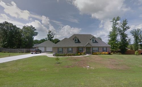 219 Sepulvado St, Stonewall, LA, 71078-9636 | Card Image