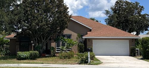 348 Lake Victoria Cir, MELBOURNE, FL, 32940-1870 | Card Image
