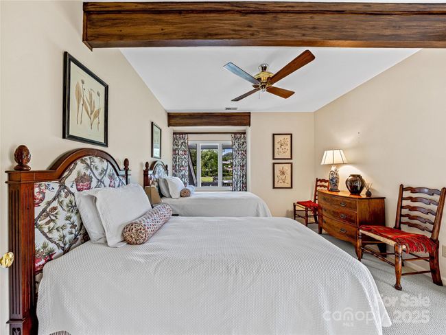 66 Country Club Village Drive, Condo with 3 bedrooms, 3 bathrooms and null parking in Lake Toxaway NC | Image 24
