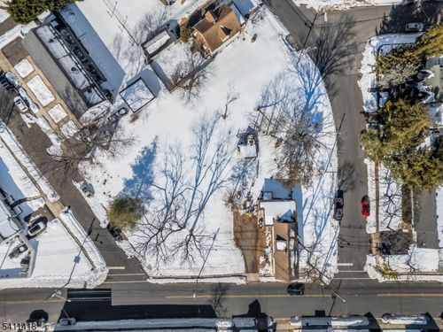 946 Kennedy Blvd, Manville, NJ, 08835-2046 | Card Image