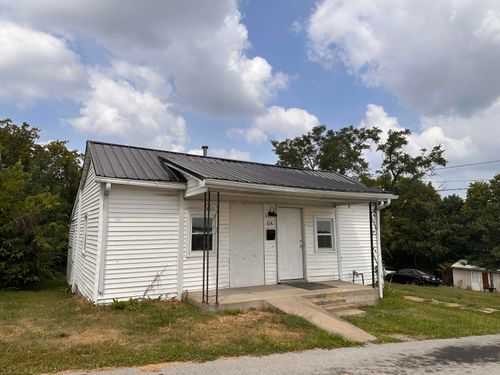 114 Hill St, Harrodsburg, KY, 40330-1518 | Card Image