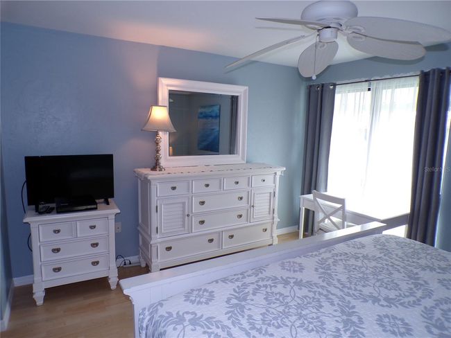 UNIT-207 - 1801 Gulf Dr N, Condo with 2 bedrooms, 2 bathrooms and null parking in BRADENTON BEACH FL | Image 16