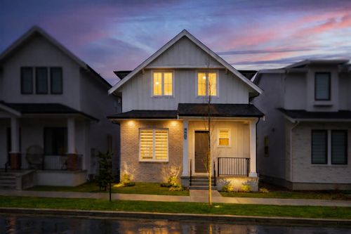 19623 75 Ave, Langley, BC, V2Y3R9 | Card Image