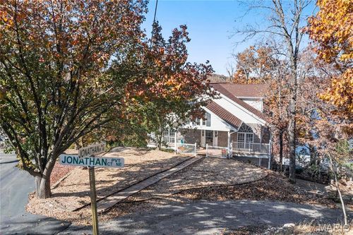 21 Jonathan Ct, Lake Ozark, MO, 65049-6412 | Card Image
