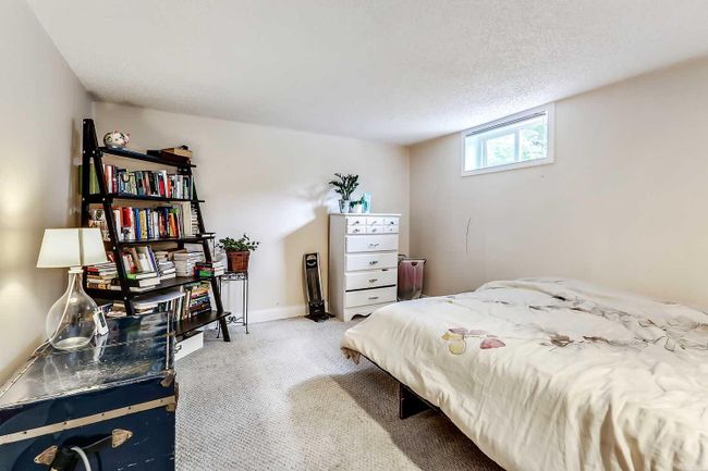 409 12 Avenue Nw, Home with 2 bedrooms, 1 bathrooms and 2 parking in Calgary AB | Image 14