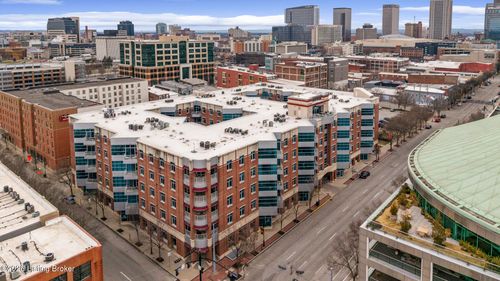 200-324 E Main St, Louisville, KY, 40202-1285 | Card Image