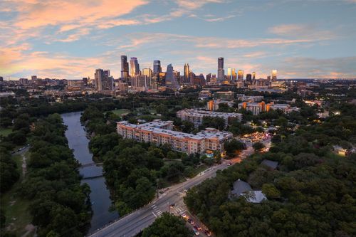 3031-1900 Barton Springs Rd, Austin, TX, 78704-1380 | Card Image