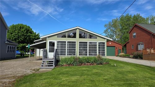 2112 S Harborview Dr, Lakeside Marblehead, OH, 43440-2442 | Card Image