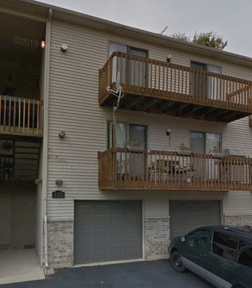 unit-c-330 Woodridge Cir, South Elgin, IL, 60177-2368 | Card Image