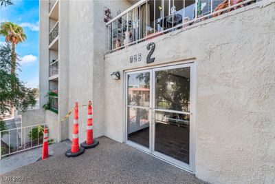 237 - 725 N Royal Crest Circle, Condo with 2 bedrooms, 1 bathrooms and null parking in Las Vegas NV | Image 3