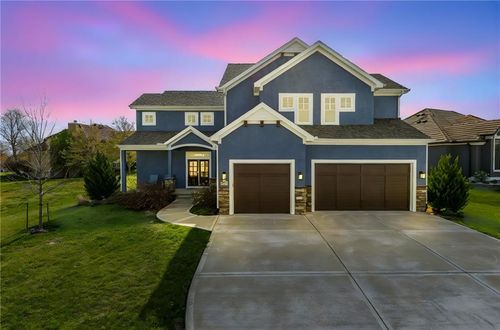 10325 N Lucerne Ave, Kansas City, MO, 64154-1867 | Card Image
