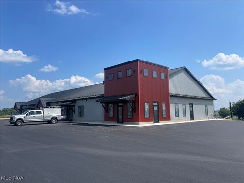 2460 Durstine Rd, Dundee, OH, 44624-9629 | Card Image