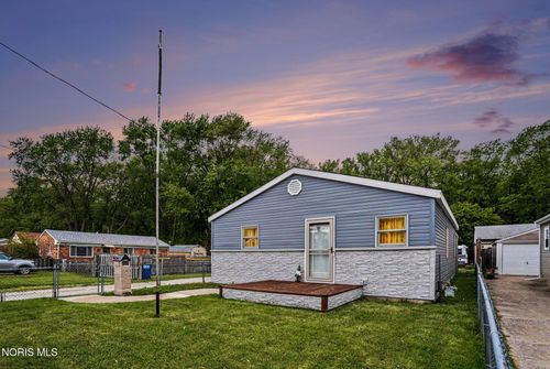 3703 149th St, Toledo, OH, 43611-2535 | Card Image