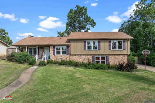 1510 Young St, Henderson, TX, 75654-4626 | Card Image