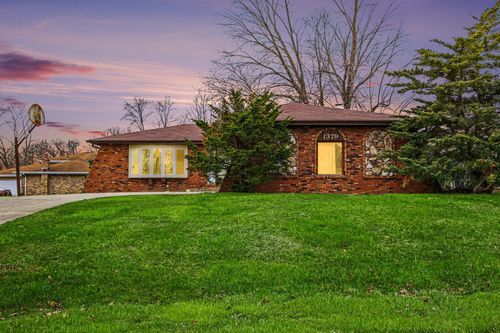 1379 Leeward Rd, Crown Point, IN, 46307-9306 | Card Image