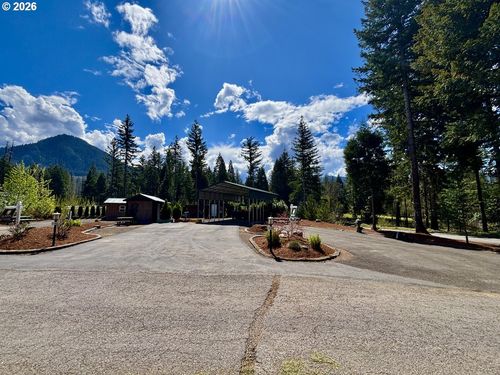 41-54432 Mckenzie Hwy, Blue River, OR, 97413-9650 | Card Image