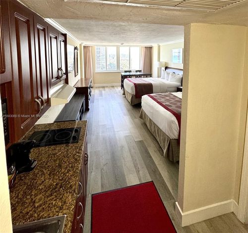 1103-19201 Collins Ave, Sunny Isles Beach, FL, 33160-2202 | Card Image
