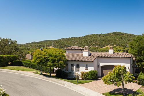 112 Chapel Hill Rd, Novato, CA, 94949-8249 | Card Image