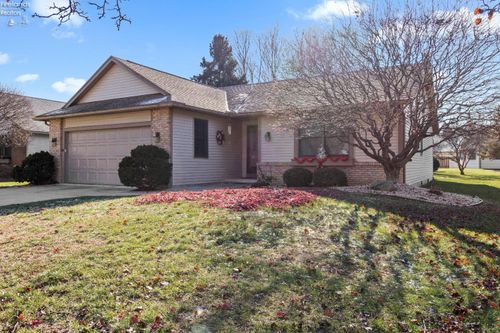 127 Briarwood Circle, Fremont, OH, 43420 | Card Image