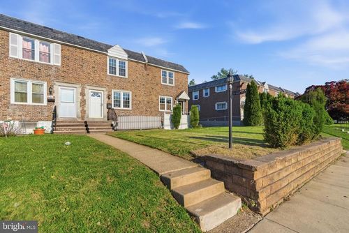 119 N Bishop Ave, Clifton Heights, PA, 19018-1305 | Card Image