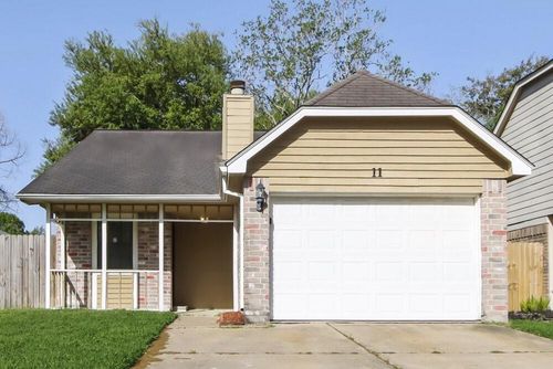 11 Crestbriar Ct, Baytown, TX, 77521-3469 | Card Image